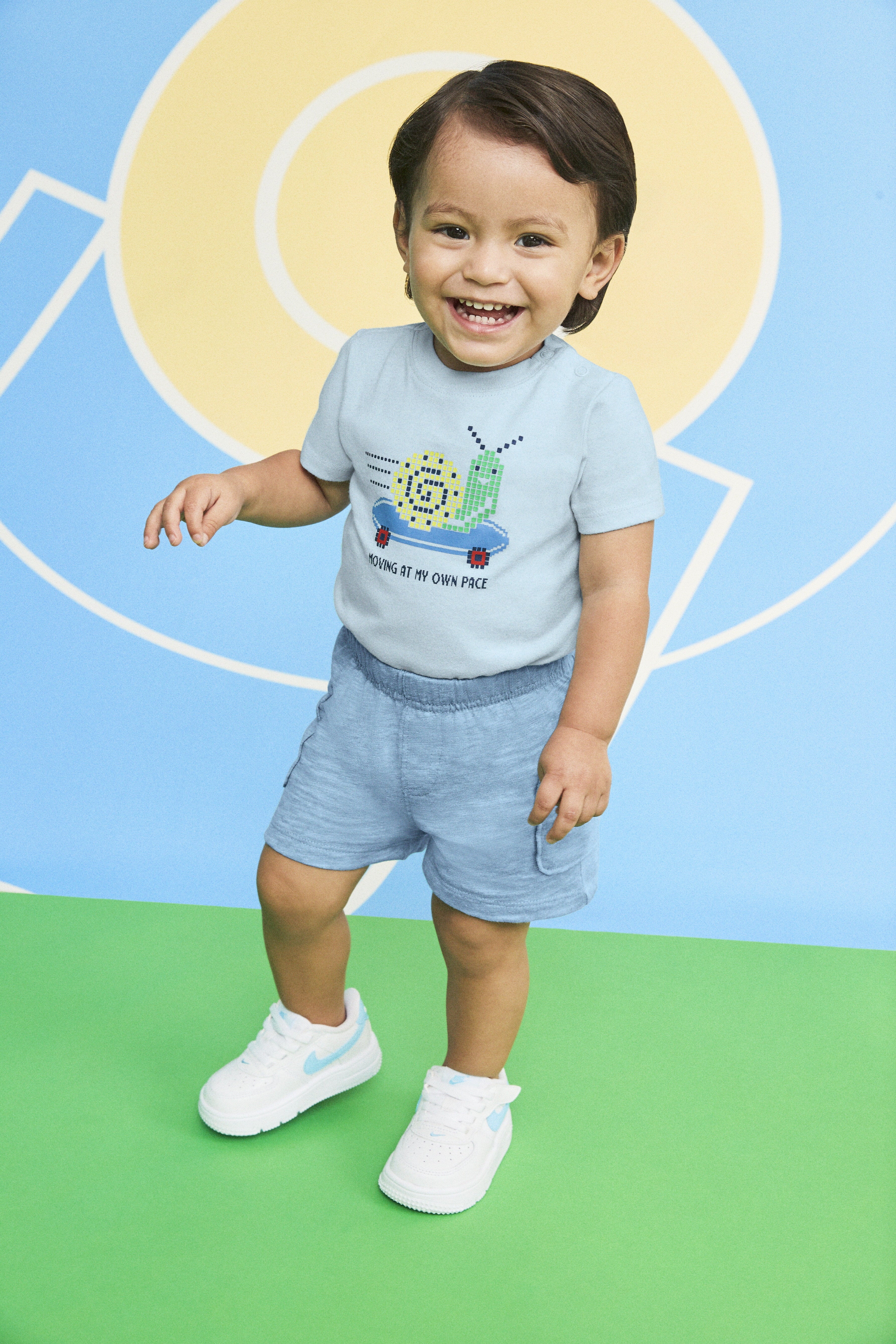 Garanimals Baby Girl Cotton Lap-Shoulder Short-Sleeve Bodysuits, 4-Pack, 0–24M