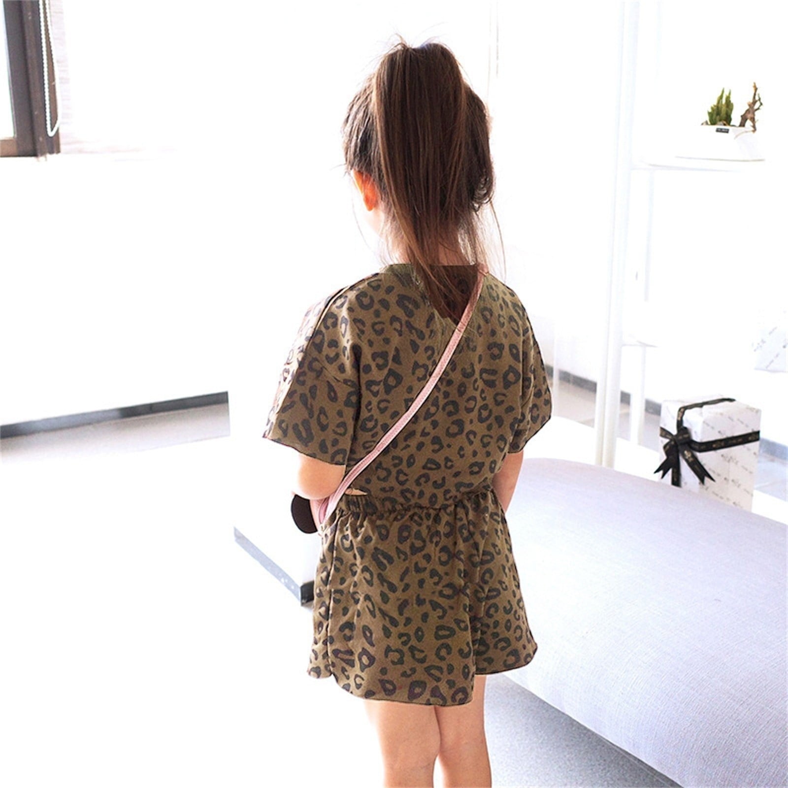 WOYY Toddler Girls Summer Cotton Leopard Short Sleeve T Shirt Shorts Set, Sizes 2-3T